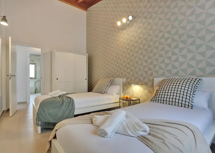 Prestige Luxe Pacific Ocean By Sustainable Energy *