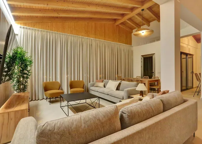 Prestige Luxe Pacific Ocean By Sustainable Energy *